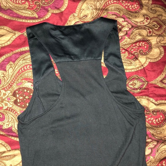 Tank - Picture 2 of 2